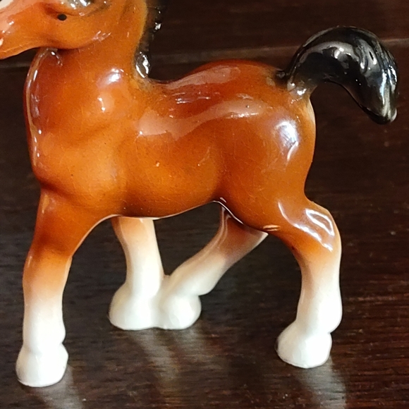 Mare & Foal China Horse Figurines/Statues.2 Vintage Horse Statues - Picture 12 of 12